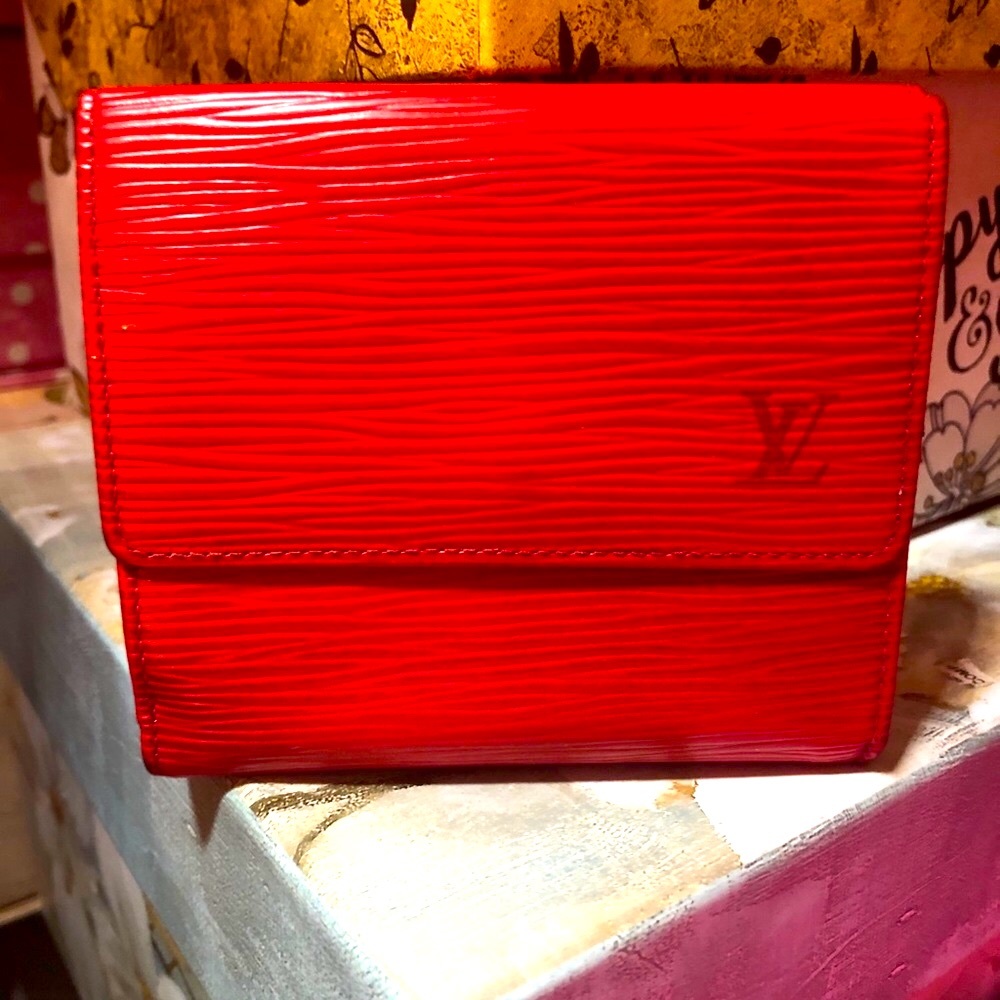 LIMITED TIME ONLY Authentic LV